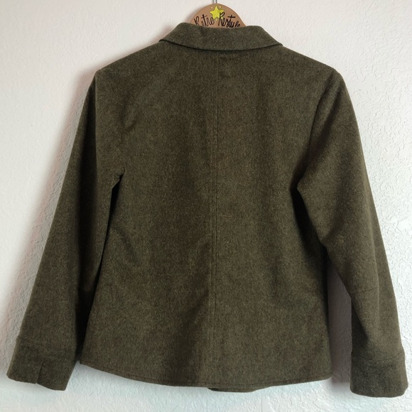 ๐ Banana Republic ๐ 100% Wool Blazer & Skirt Set - Picture 6 of 14